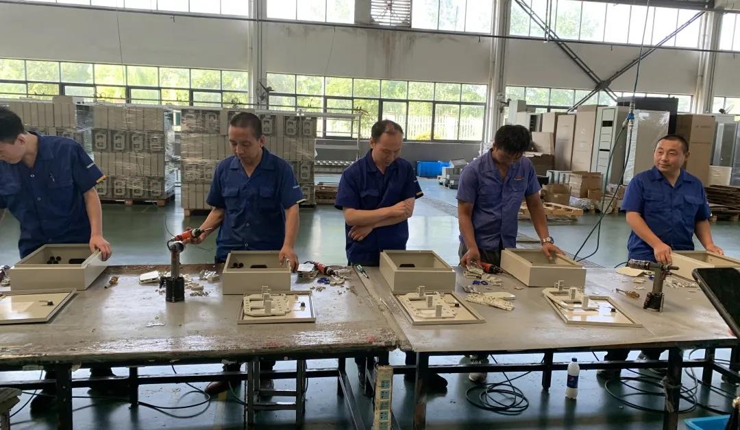 3da0126c58673d1205660bdfddf28314